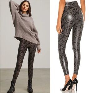 COMMANDO Faux Leather snake skin Legging with Control